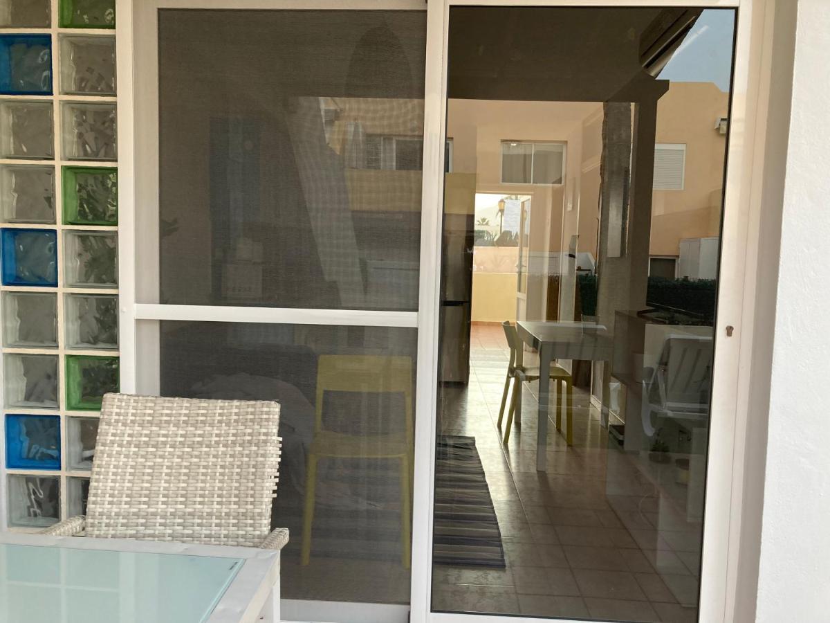 2 Bedroom Pool Apartment Close To Beach Rocky Point Corralejo Extérieur photo