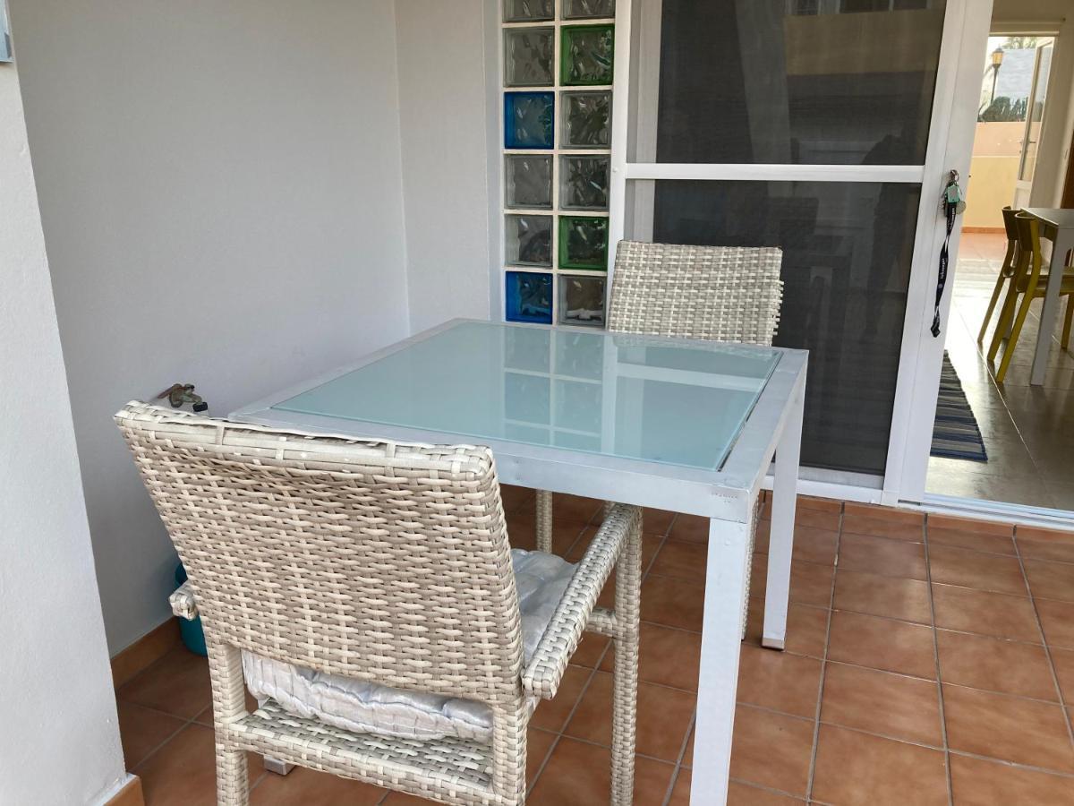 2 Bedroom Pool Apartment Close To Beach Rocky Point Corralejo Extérieur photo