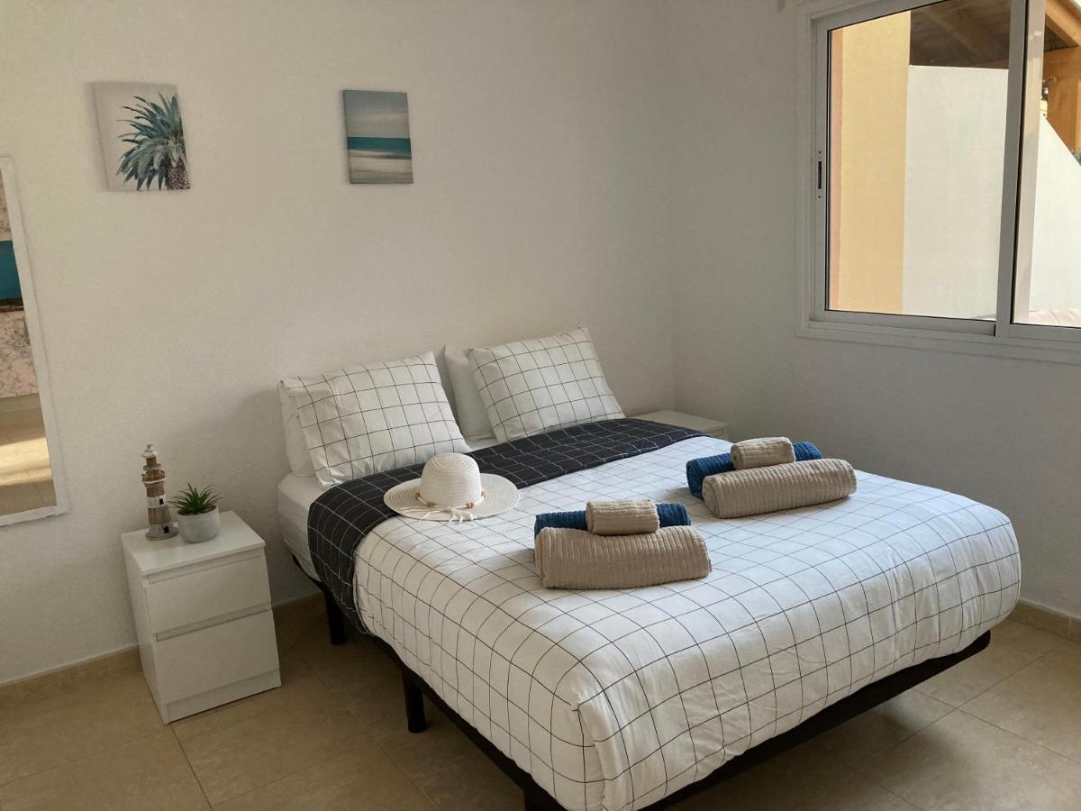 2 Bedroom Pool Apartment Close To Beach Rocky Point Corralejo Extérieur photo