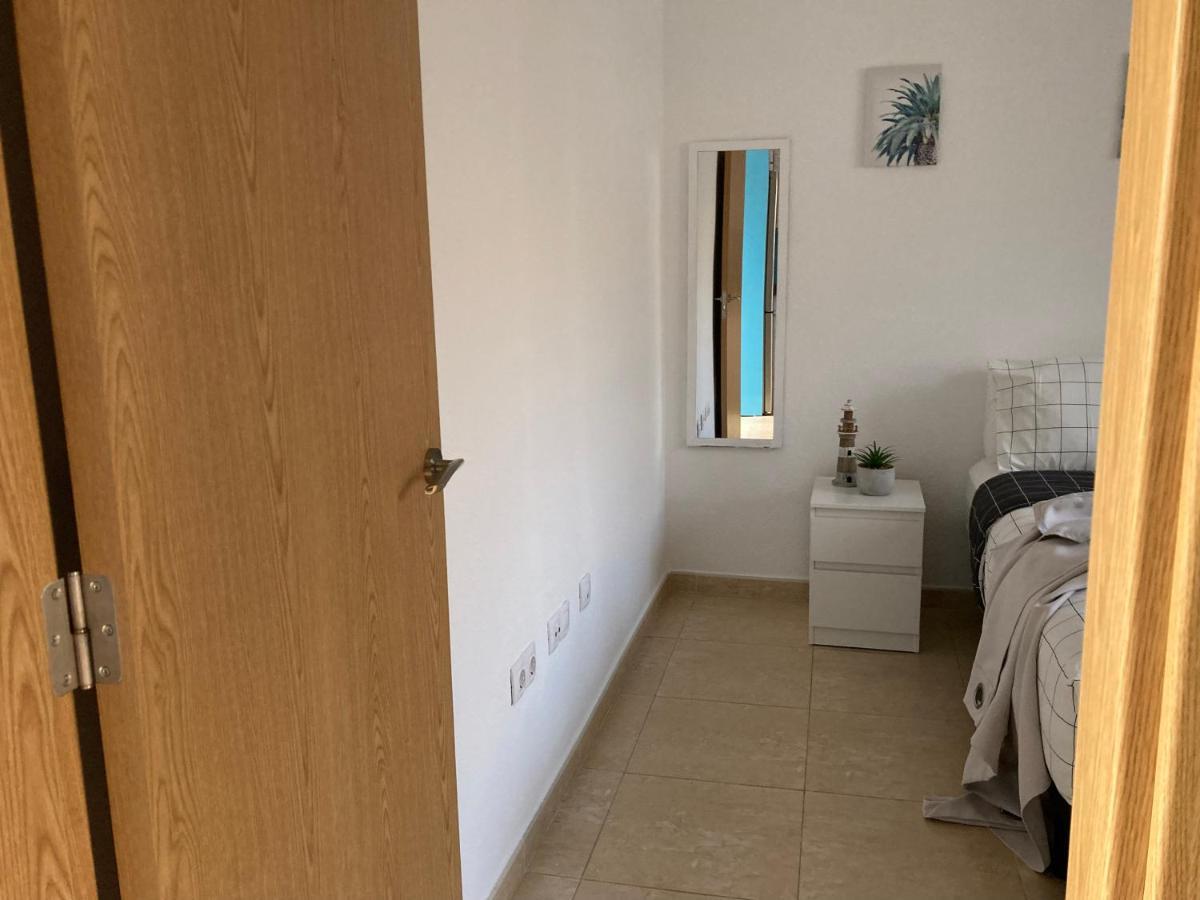 2 Bedroom Pool Apartment Close To Beach Rocky Point Corralejo Extérieur photo