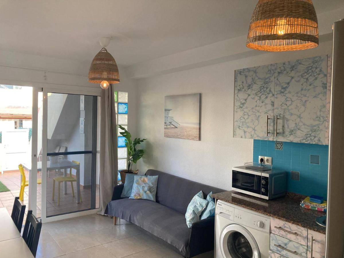 2 Bedroom Pool Apartment Close To Beach Rocky Point Corralejo Extérieur photo