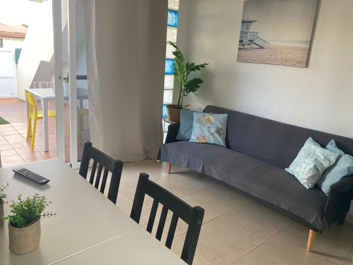 2 Bedroom Pool Apartment Close To Beach Rocky Point Corralejo Extérieur photo
